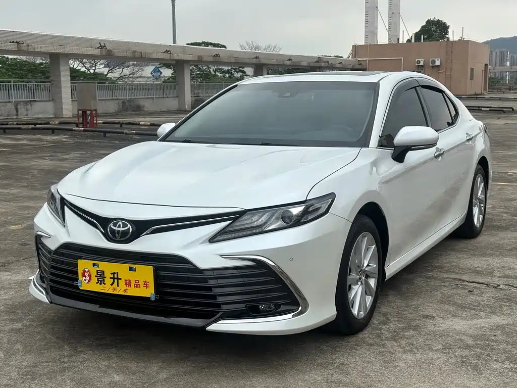 Toyota Camry 2022