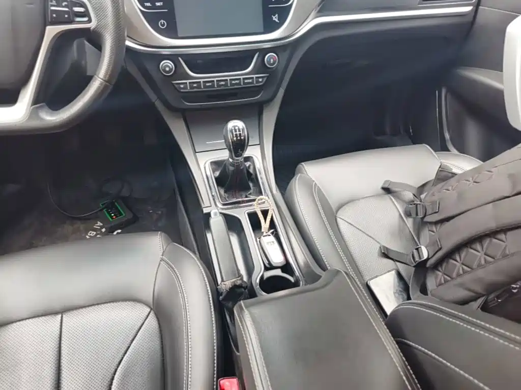 Geely Emgrand — миниатюра 14