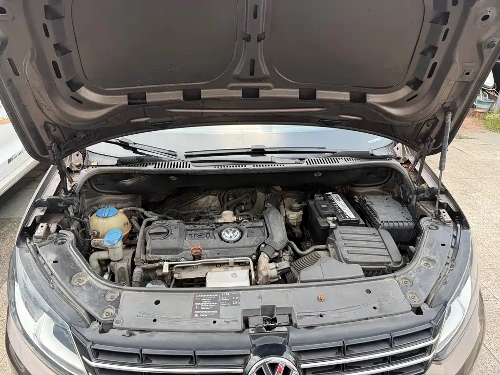 Volkswagen Touran — миниатюра 9