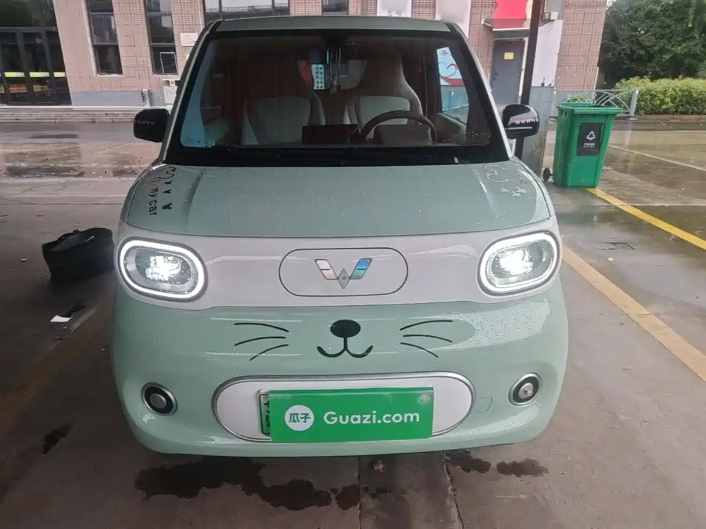 Wuling MINIEV — миниатюра 3