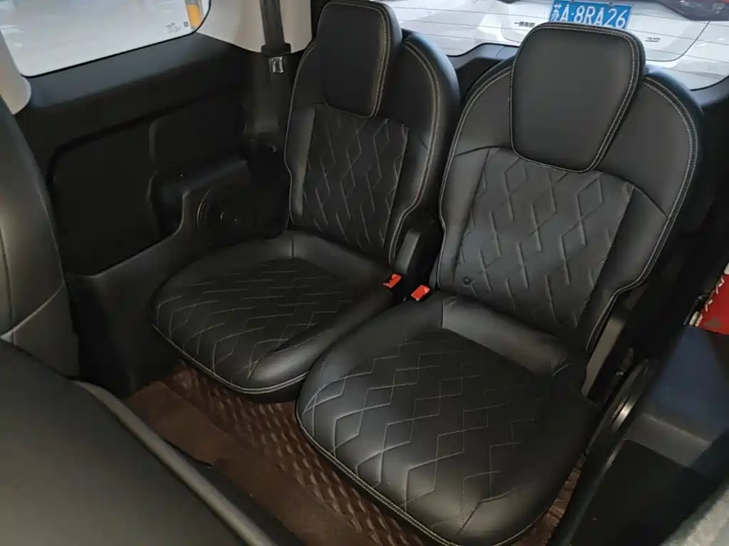 Baojun KiWi EV — миниатюра 17