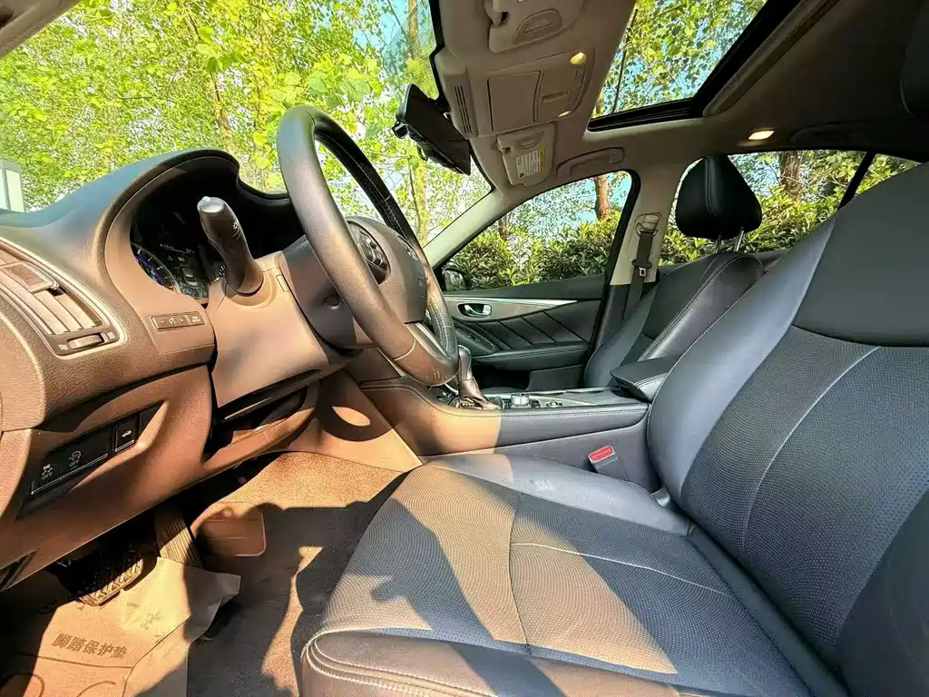 Infiniti Q50L — миниатюра 3