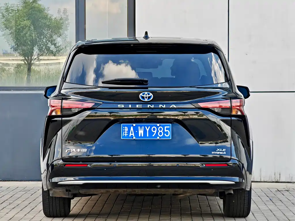 Toyota Sienna 2021 2.5L Luxury