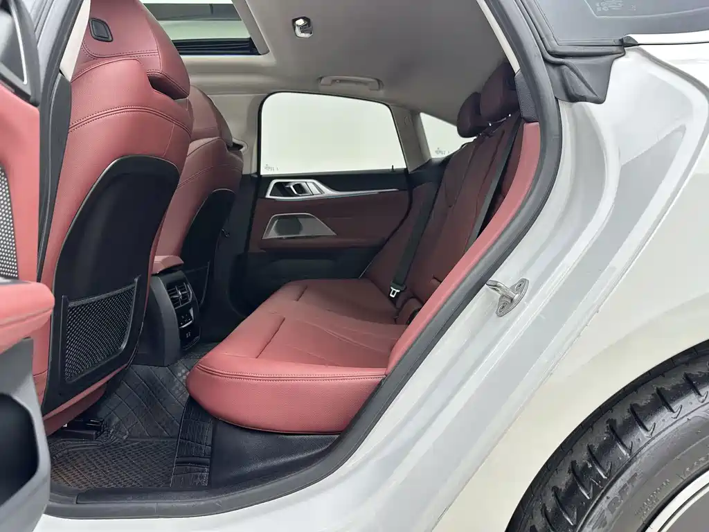 BMW 4 Series — миниатюра 6