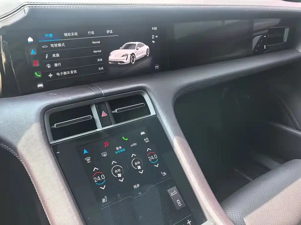 Porsche Taycan — миниатюра 5
