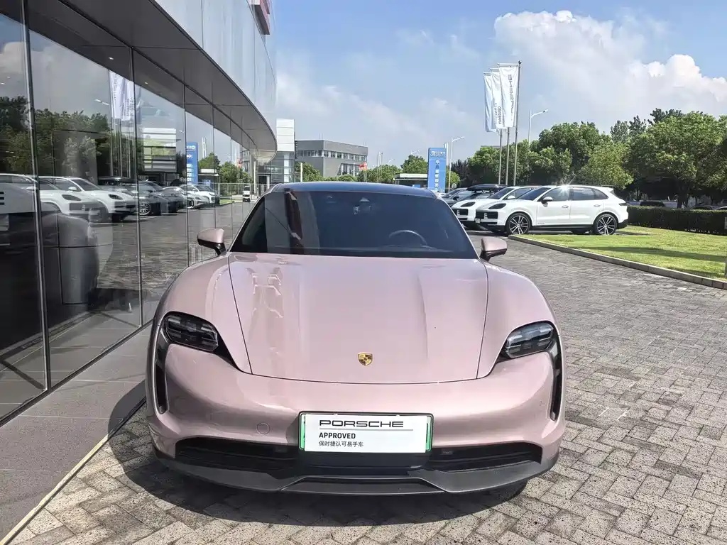 Porsche Taycan — миниатюра 2