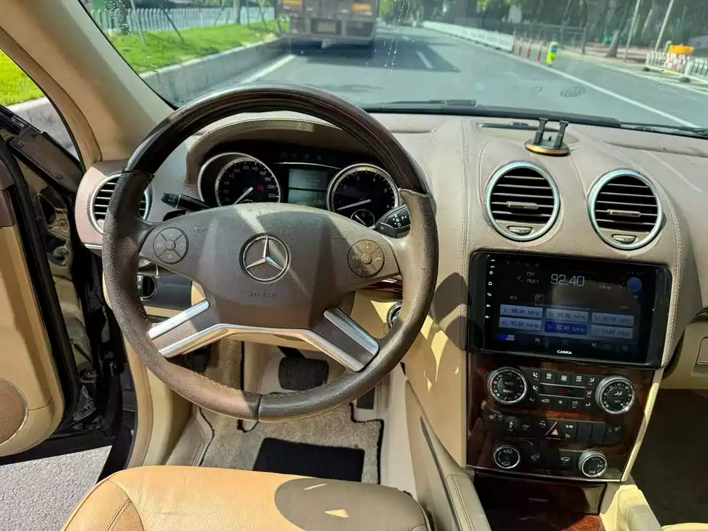 Mercedes-Benz GL-Class — миниатюра 8