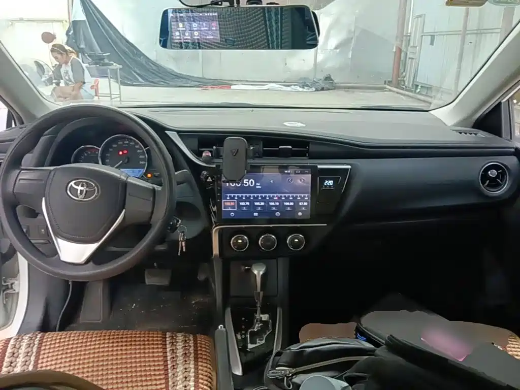 Toyota Corolla — миниатюра 10