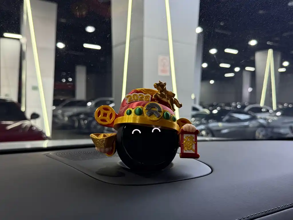 NIO ES8 — миниатюра 20
