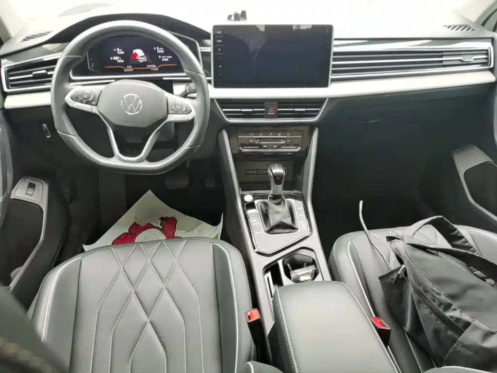 Volkswagen Tiguan L — миниатюра 10