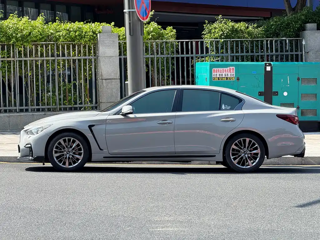 Infiniti Q50L — миниатюра 4