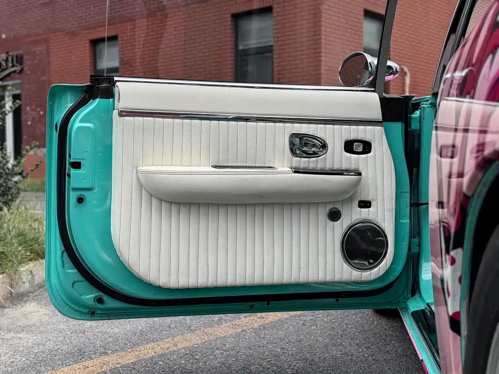 SONGSAN MOTORS SS DOLPHIN