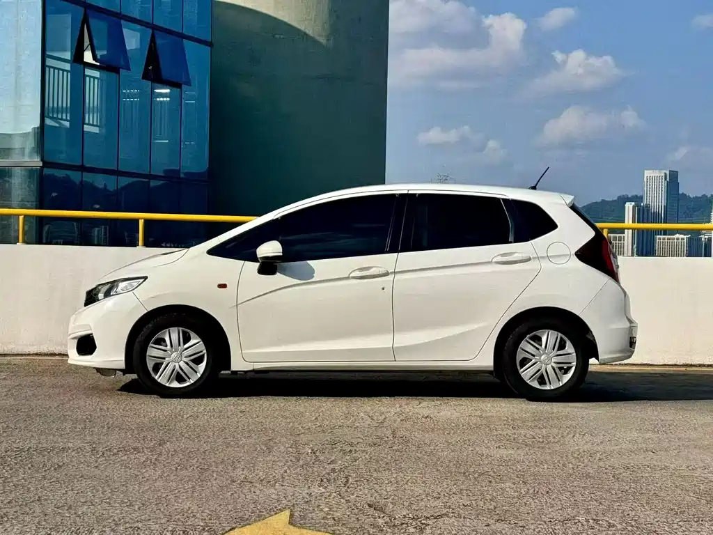 Honda Fit — миниатюра 3
