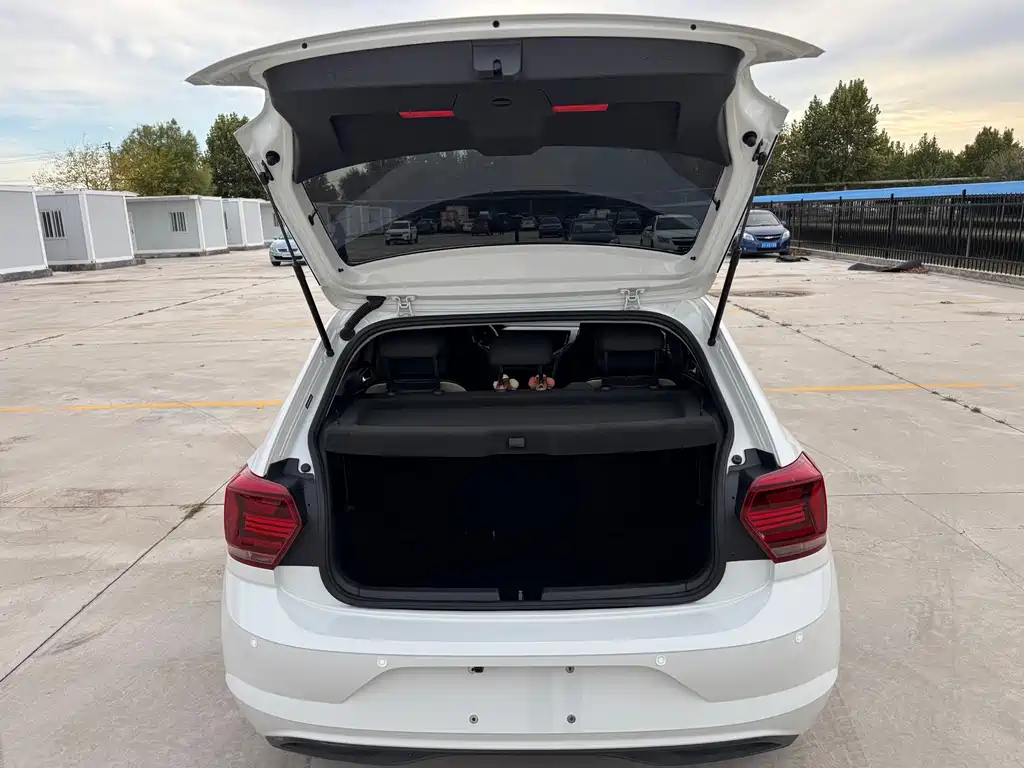 Volkswagen Polo — миниатюра 17