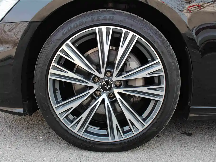 Audi A6L — миниатюра 7
