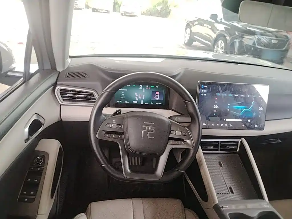 BYD Yuan UP — миниатюра 11