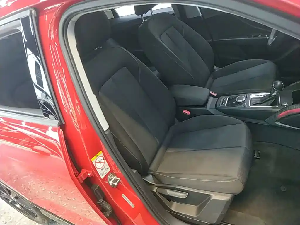 Audi Q2L — миниатюра 25