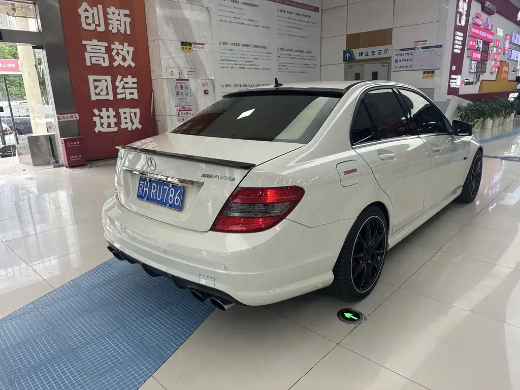 Mercedes-Benz C-Class A MG C AMG 2010 AMG C 63