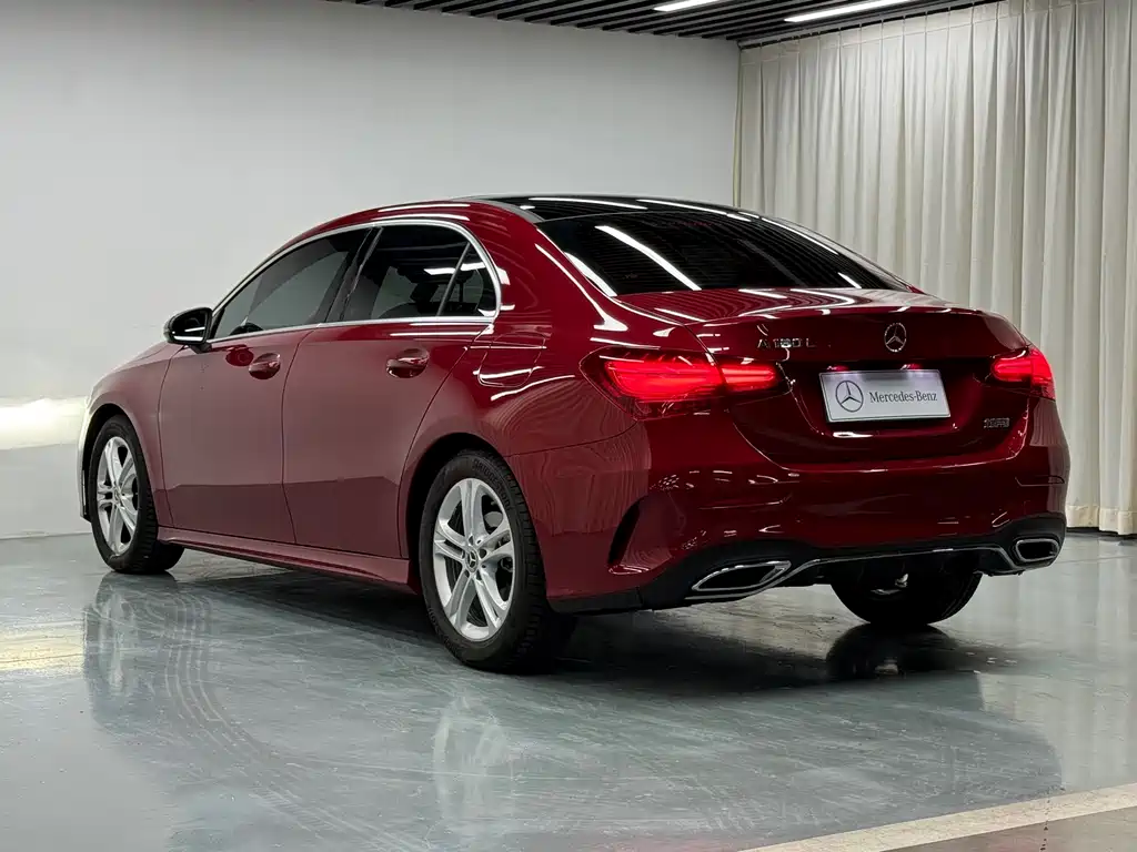 MERCEDES-BENZ A CLASS