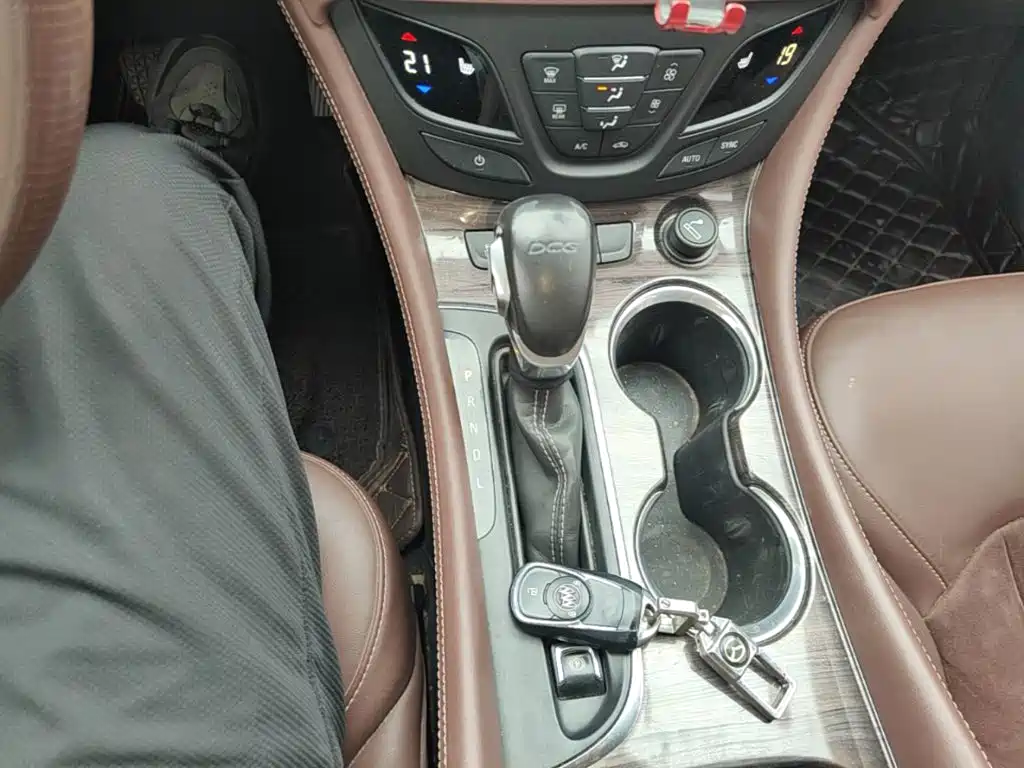 Buick Envision Plus — миниатюра 14