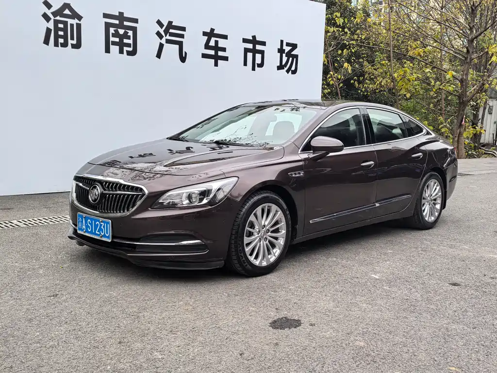 BUICK LACROSSE