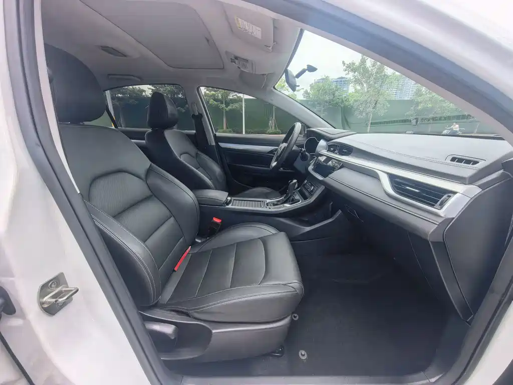 Geely Emgrand - фото 8