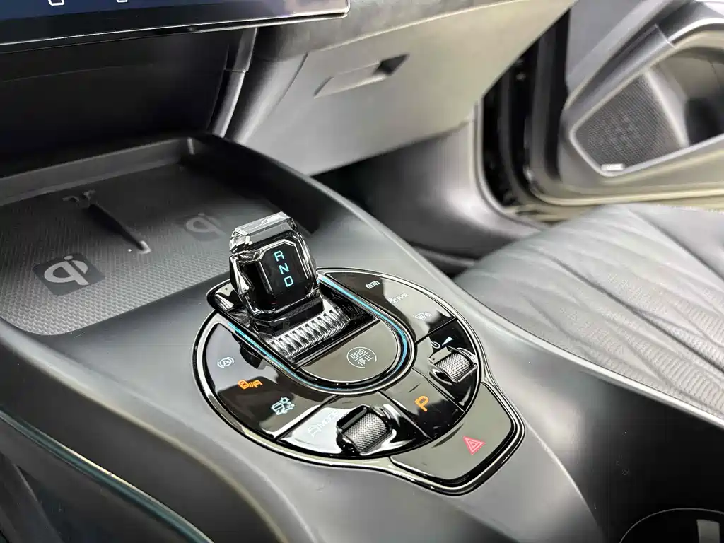 BYD Seal 2023 Champion 700km Luxury