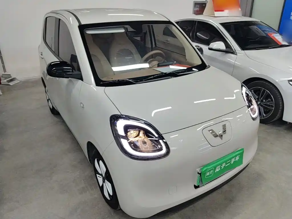 Wuling MINIEV — миниатюра 4