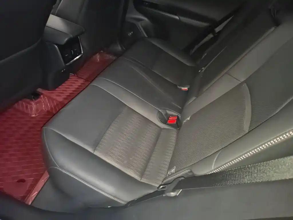 Toyota Venza — миниатюра 17