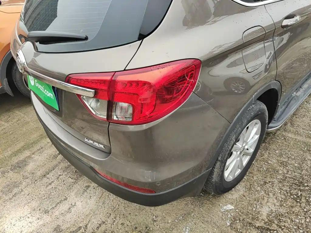 Buick Envision Plus — миниатюра 8
