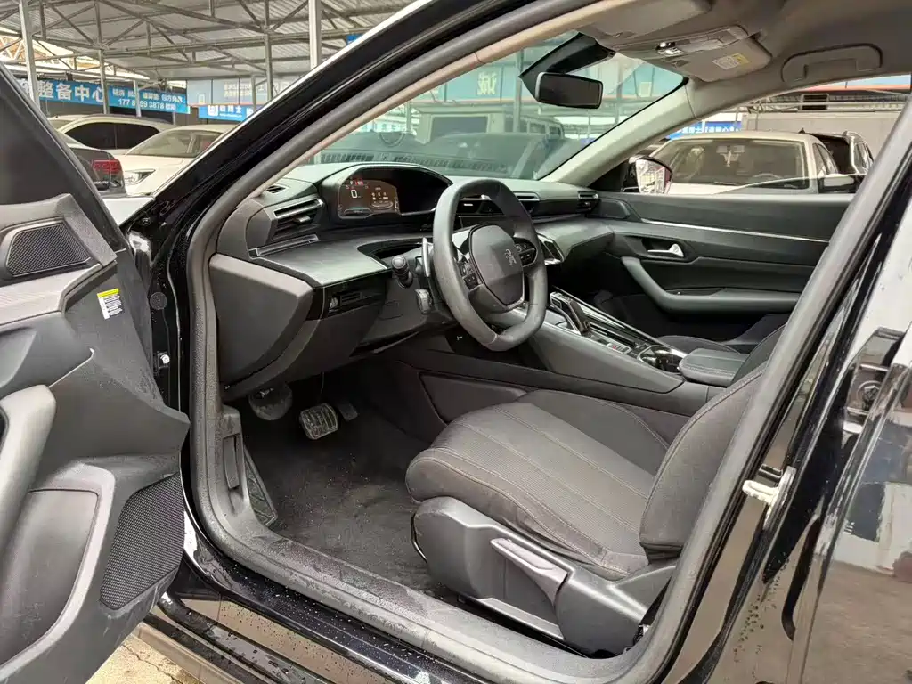 Peugeot 508 — миниатюра 6