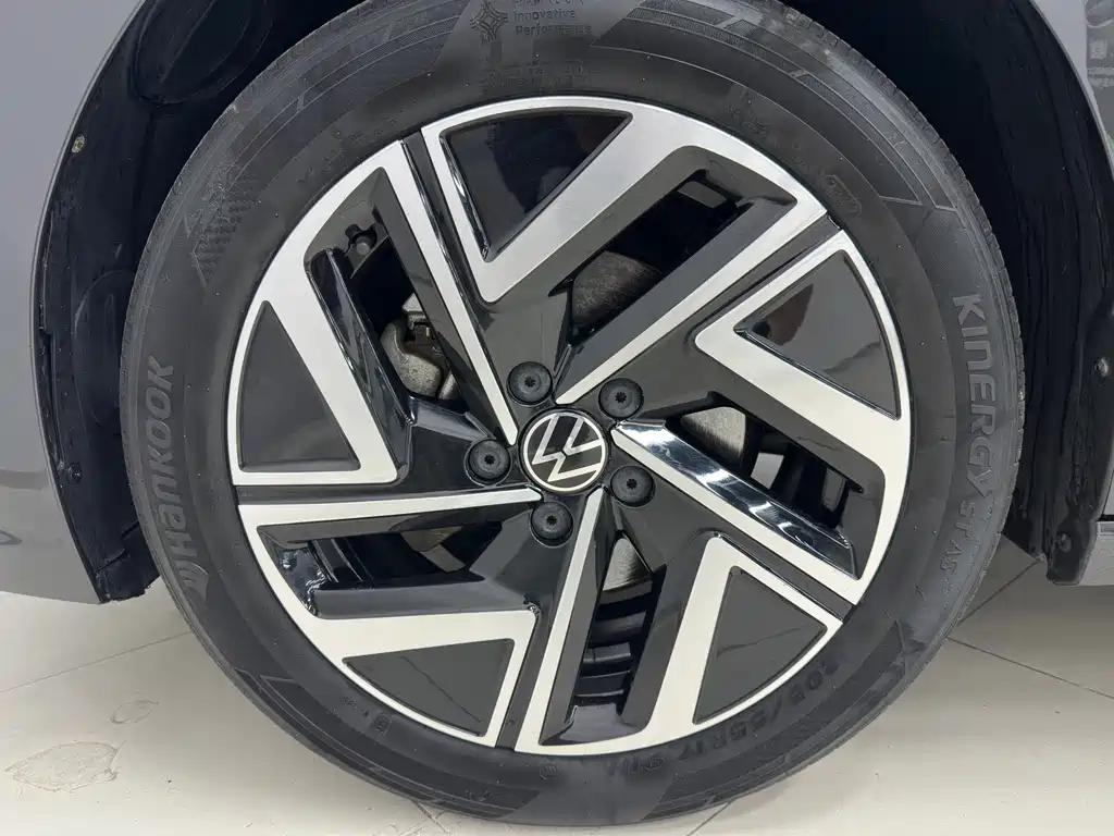 Volkswagen Sagitar — миниатюра 27