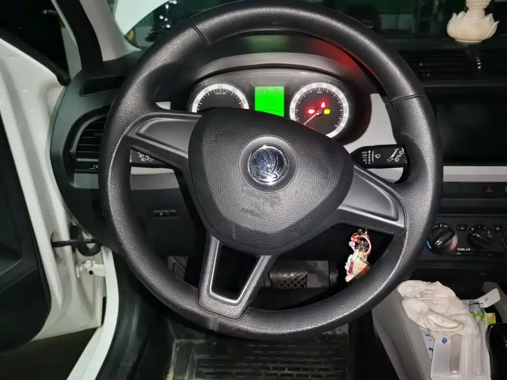 Skoda Fabia — миниатюра 3