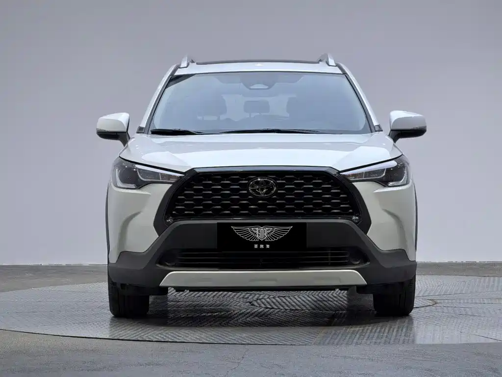 Toyota Corolla Cross — миниатюра 2