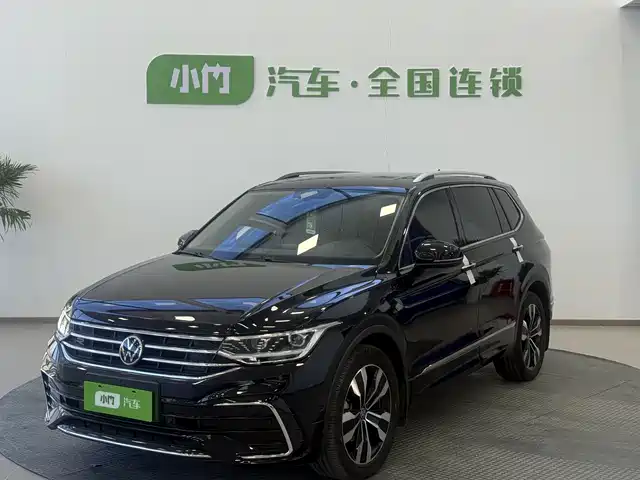 VOLKSWAGEN TIGUAN L