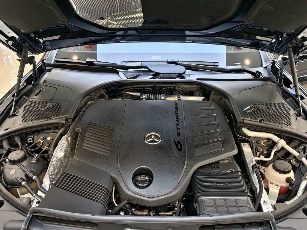 Mercedes-Benz S-Class — миниатюра 17