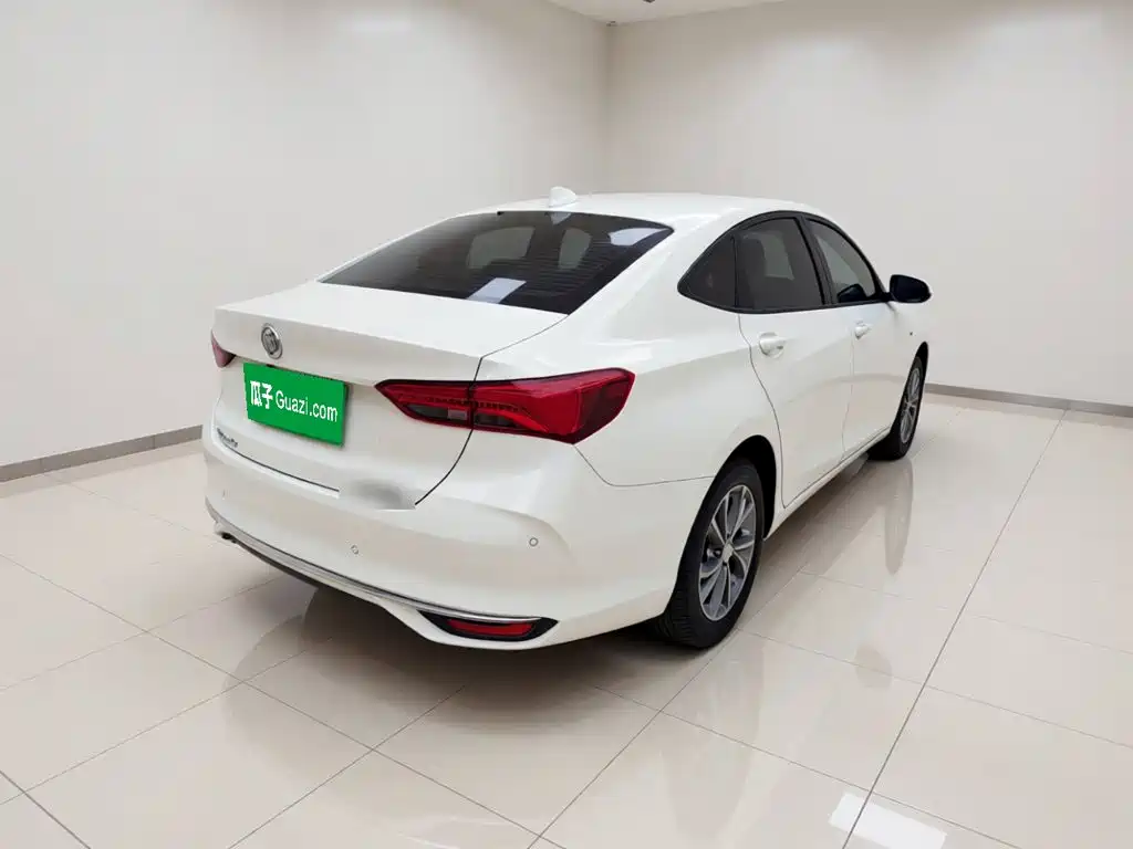Buick Verano — миниатюра 4