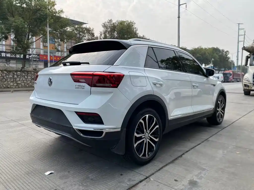 VOLKSWAGEN T ROC EXPLORING SONGS