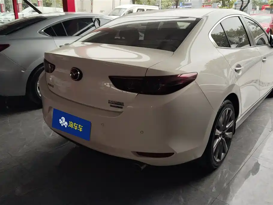 MAZDA 3 ANGKESAILA