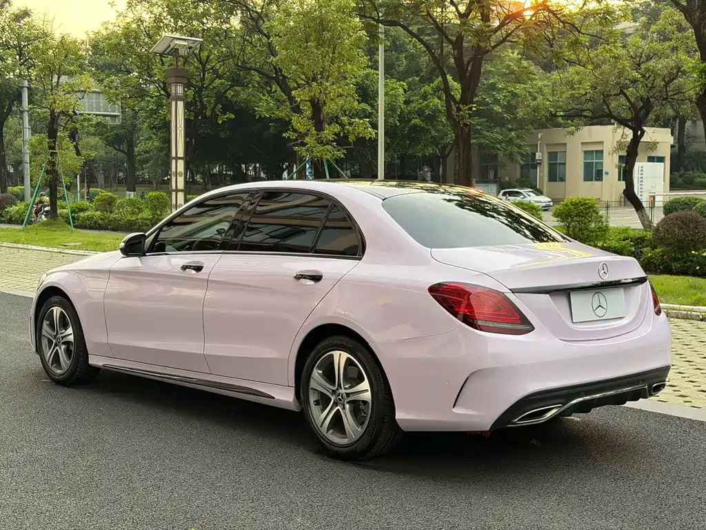 Mercedes-Benz C-Class — миниатюра 13