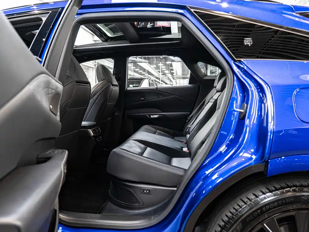 Lexus RX — миниатюра 10