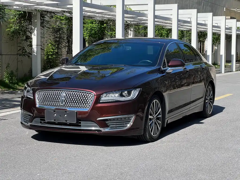Lincoln MKZ 2020