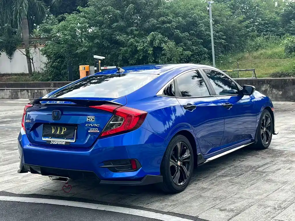 Honda Civic — миниатюра 6