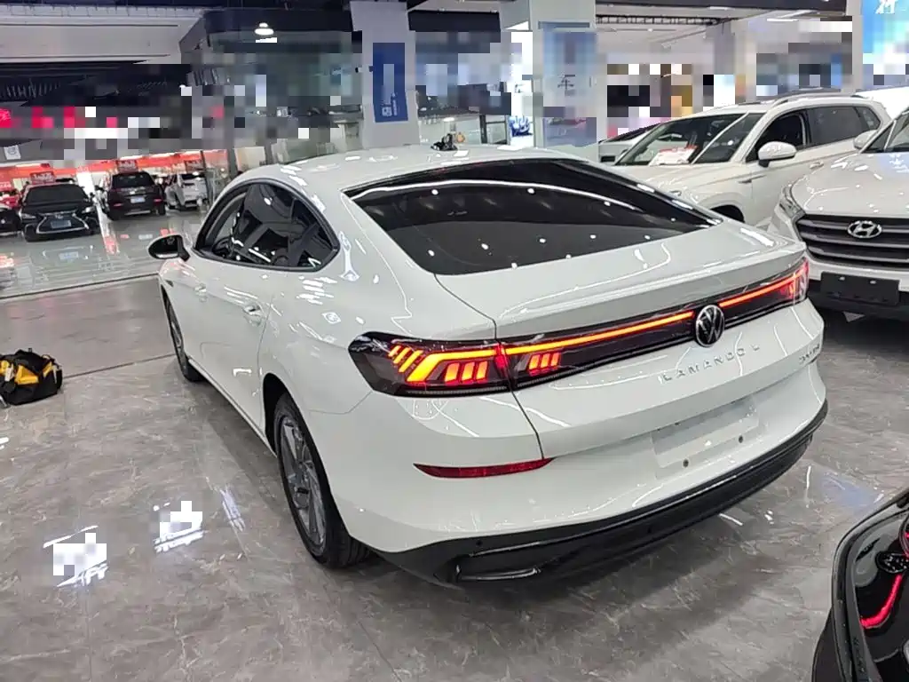 Volkswagen Lamando — миниатюра 5