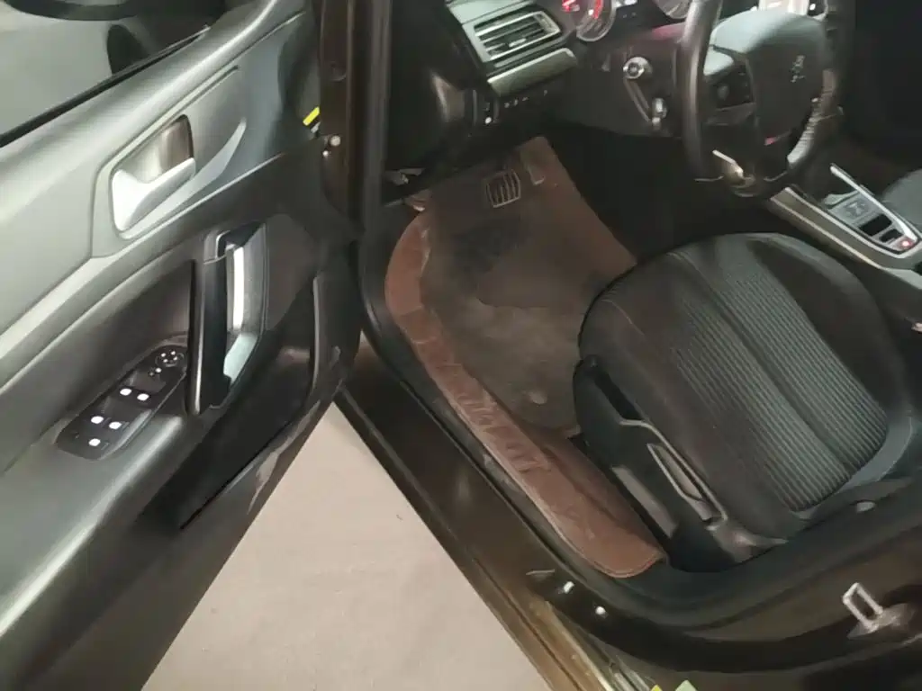 Peugeot 408 — миниатюра 16