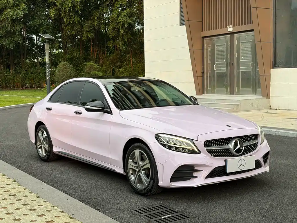 Mercedes-Benz C-Class — миниатюра 12