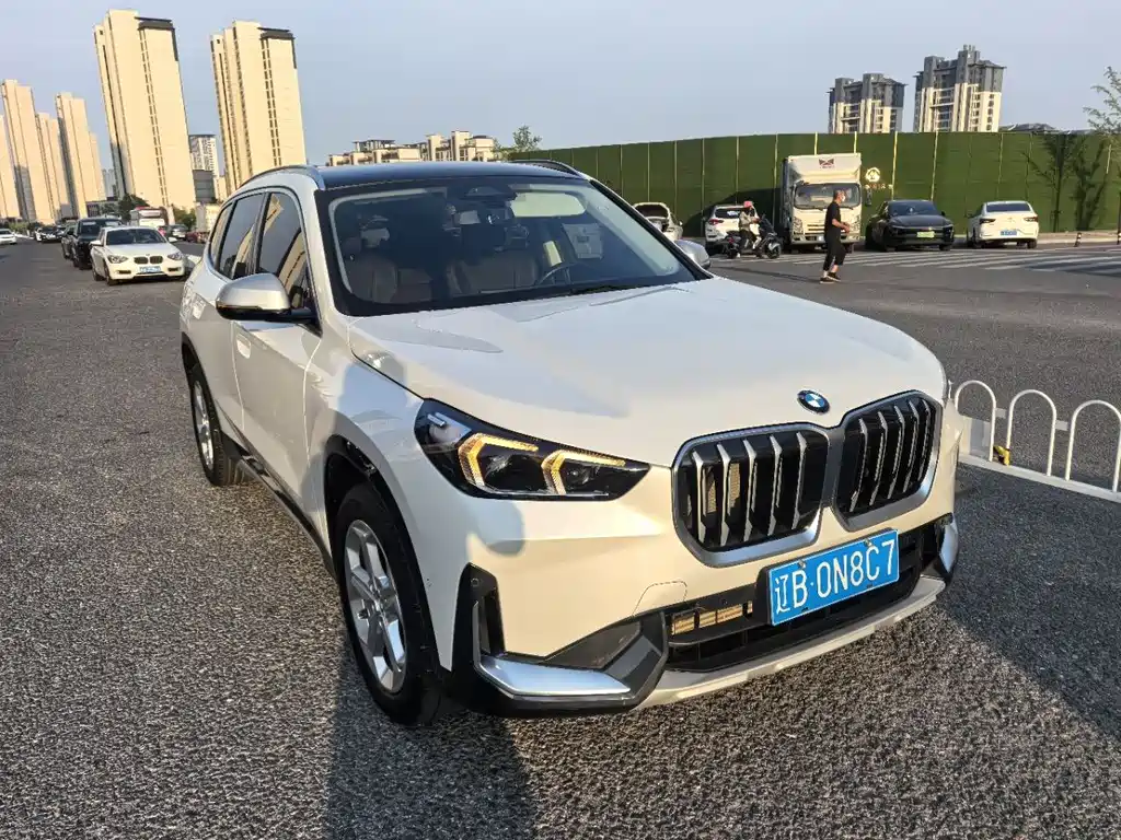 BMW X1 2023 sDrive20Li X
