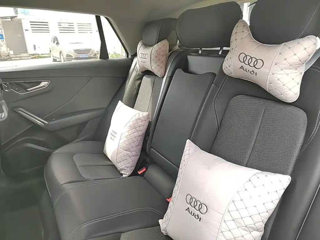 Audi Q2L e-tron — миниатюра 17