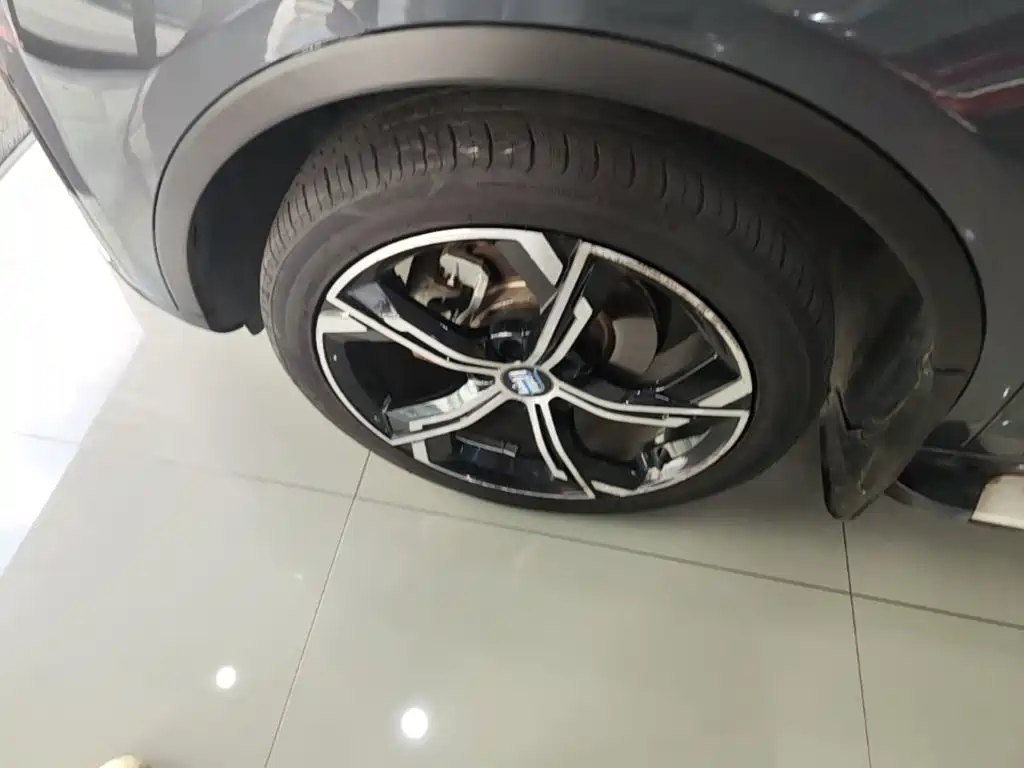 BYD Tang New Energy — миниатюра 23