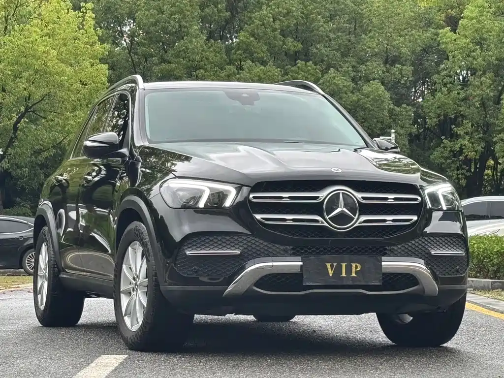 Mercedes-Benz GLE (Import) — миниатюра 3